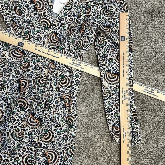 A.L.C. Adelaide Dress Women's NWT 2 V Neck Pockets Long Sleeves Mini Multi Print - Picture 12 of 12